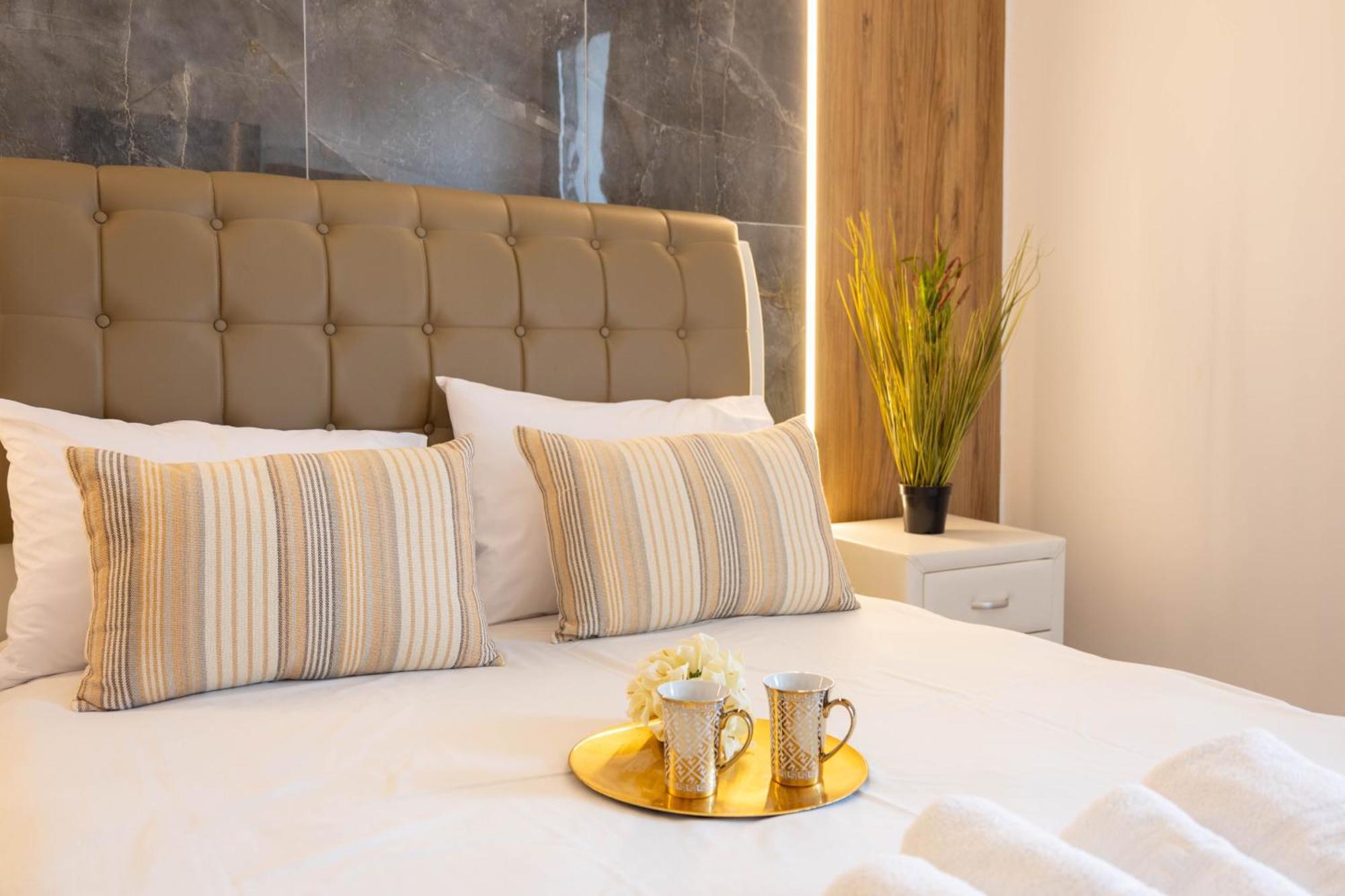 Hotel12 Лептокария Экстерьер фото